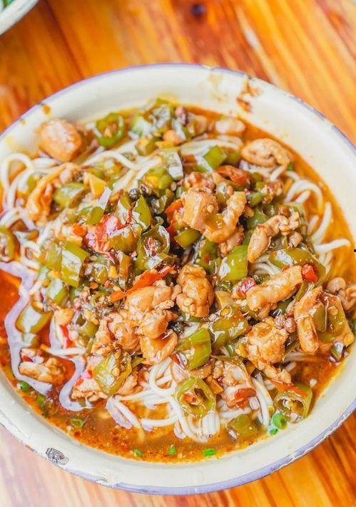 重慶面條小九妹網(wǎng)紅,面條界的網(wǎng)紅傳奇