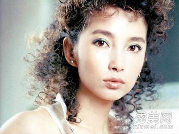 明星早期造型,揭秘明星早期造型蛻變之路