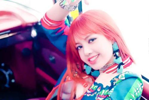 哪個明星是lisa粉絲,當(dāng)紅明星竟是Lisa鐵桿粉絲，揭秘背后的故事