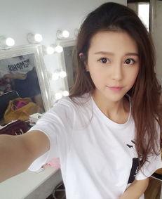 網(wǎng)紅阿朱在哪點(diǎn)直播,網(wǎng)紅魅力所在